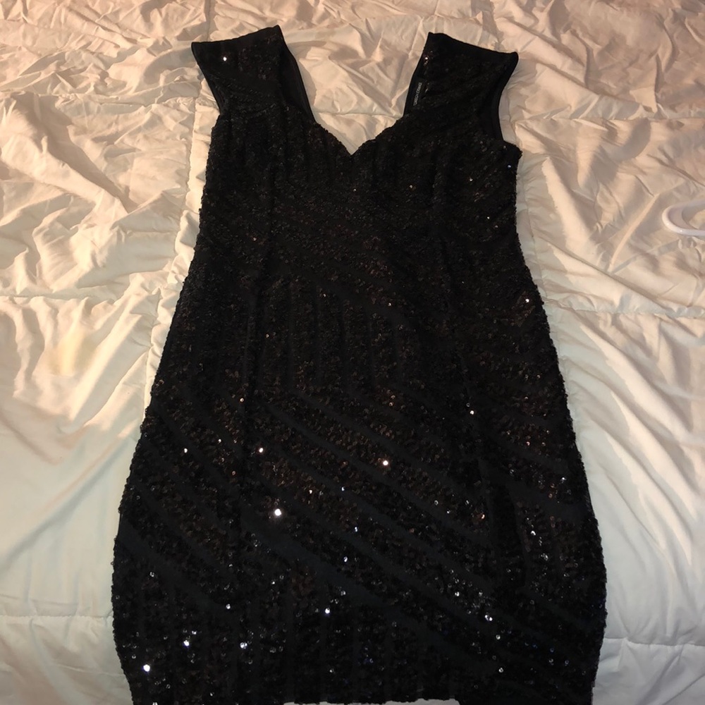 Little black Dress w. sequin